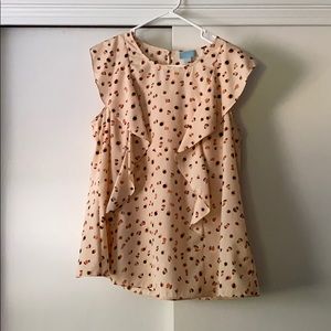 Light pink/peachy sleeveless top